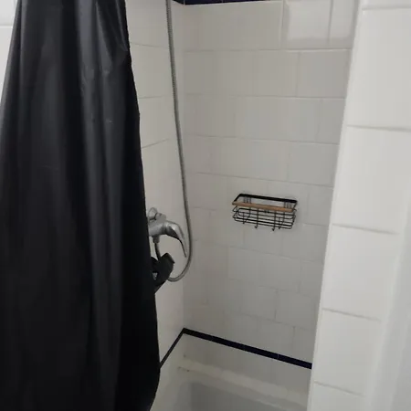 Joli F3 Proche Et Centre *