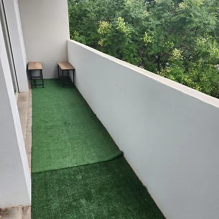 Joli F3 Proche Et Centre